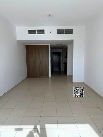 استوديو 🌆 إطلالة مفتوحة / مطبخ منفصل 🍳 / حمام منفصل 🛁 / أناقة ✨