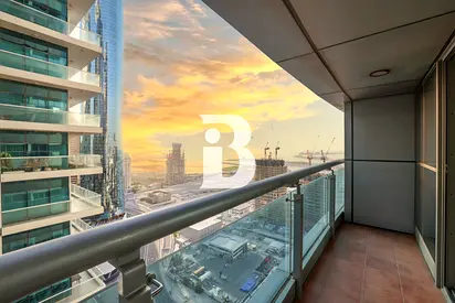 Sea &amp; Palm Views | Spacious | Vacant