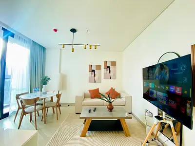 Fully Furnished | 1-Bed | Community Views