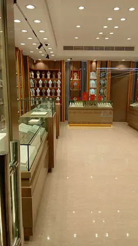 Shop for Rent - Sharjah Gold Souq / Prime loction