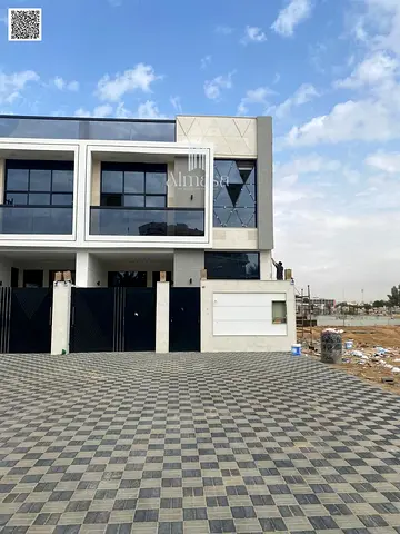 Modern 5-Bedroom Townhouse with Majlis and Hall in Prime Ajman Location