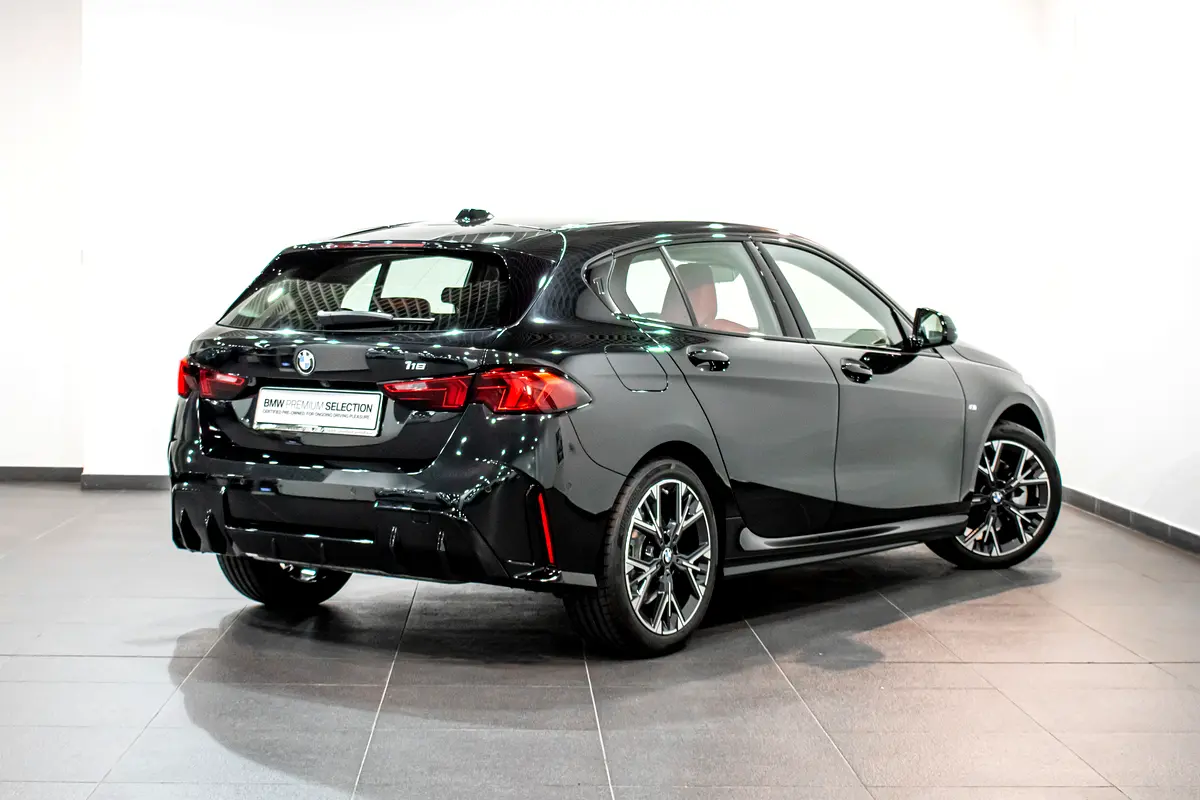 BMW 1-Series 2025