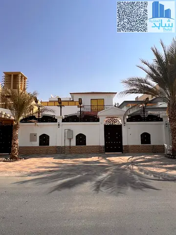 فيلا للإيجار في الروضة ٣ مكونة من ٦ غرف نوم
