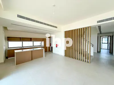 Modern 5BR Villa | Family Living | Park View