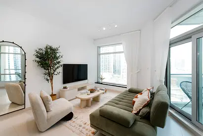 Modern Downtown 2BR, Walk to Mall, Burj Khalifa & Opera