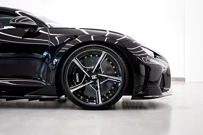 صورة 16 لـ 2023 Bugatti CHIRON