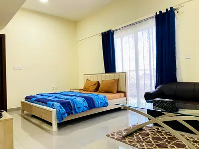 Spacious Studio with balcony | Bills Inclusive