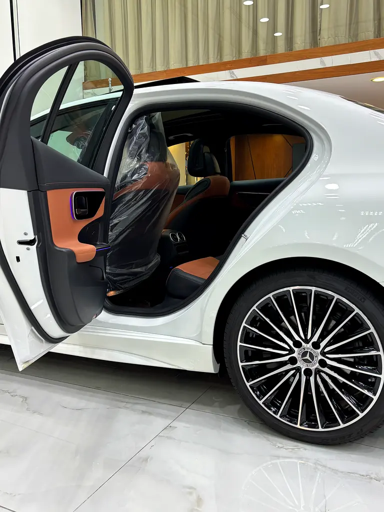 Mercedes-Benz C-Class 2026