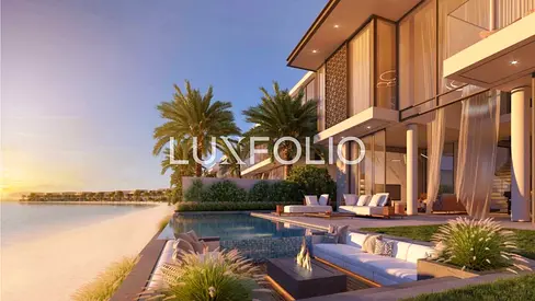 Crown Garden | Prime Location | Private Pool