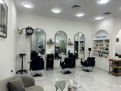 Beauty Salon | Spacious | Fitted | Modern