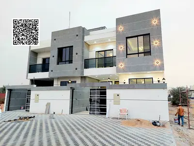 For sale, including registration fees: modern townhouse with central air conditioning, freehold ownership for all nationalities.