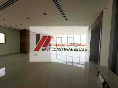 بينتهاوس اطلالة مميزة على البحر