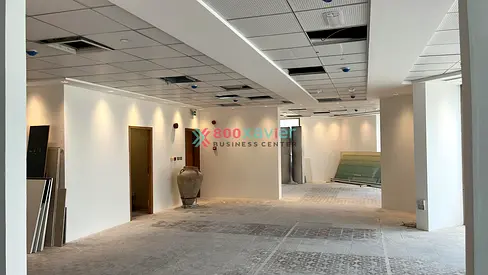 WITH PANAROMIC VIEW || SEMI FITED FULL FLOOR || PRIME LOCATION || CLOSE TO EMIRATES TOWER METRO