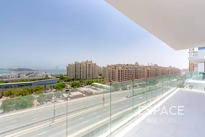 Stunning 3 Beds | Soho | Spacious