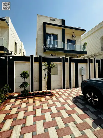 Luxury 5-Bedroom Villa in Al Mowaihat 2 – Utilities Included