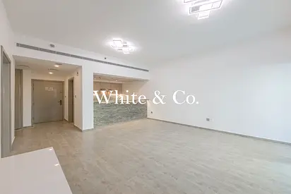 FULLY UPGRADED VACANT GROUND FLOOR
