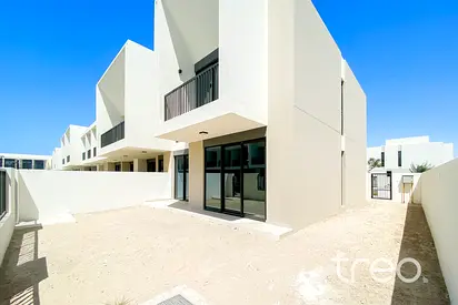 Spacious Living | Brand New | Vacant now