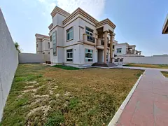 Luxurious 4BR villa with maid wardrobe in barashi sharjah