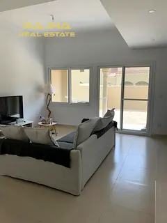 Unfurnished 2 Bed | Middle Row | Back to Back | Tenanted