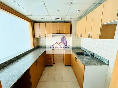 VACANT SOON/SEMI CLOSE KITCHEN /2 BATH/PRIME LOCATION/