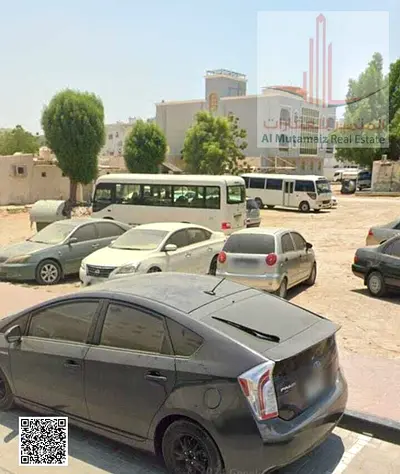 للبيع بعجمان ارض سكنى استثمارى بمنطقة ليوارة 1 مساحة 3864 قدم زاوية 3 شوارع G + 2 مطلوب مليون درهم