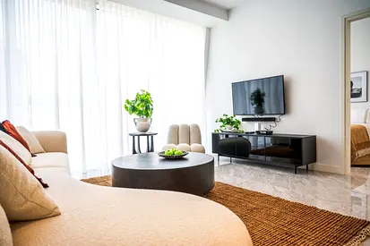 Vacant Now: Luxury Living | Stunning Canal View