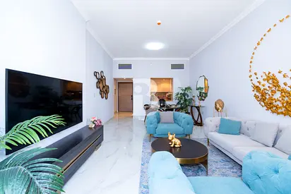 STUNNING AND BRIGHT SPACIOUS | BEST PRICE