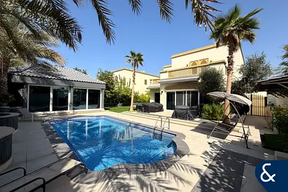 4BR Large | Exclusive | Upgraded | Regional