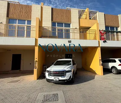 GENUINE RESALE | like NEW | 3BR+Roof | Rented | SPACIOUS LAYOUT RCM | B2B