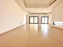 PRIME LOCATION 4BHK WITH MAIDROOM VILLA AVAILABLE AL BARSHA 1