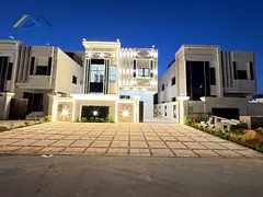 At a bargain price, super deluxe finishing, all stone facade, directly from the owner, fabulous desi