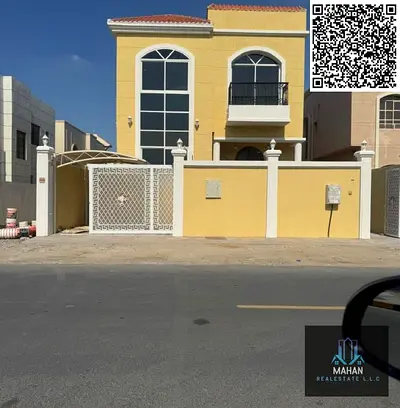 Villa for sale In rawdha 2 5 master bedroom Hall Majlis 1 Kitchen Outside parking Land area 4000 sqft Asking price : 1.650.000 Million including electricity and water and AC