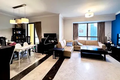 Spacious 2-Bedrooms | Store Room| Upgraded| Bright