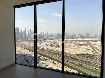 Panoramic Downtown View | High Floor