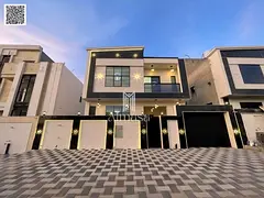 Villa for sale in Al-Haliyo 2, ground floor, first floor and roof