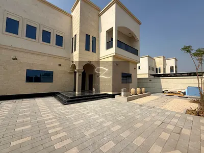للبيع 🏡 فيلا فاخرة في الشارقة – الحوشي  تشطيبات مودرن وفاخرة