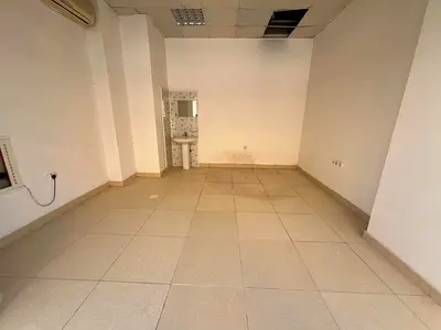 Lavish shop ner muwailah sharjah rent in just 16k