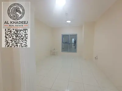 غرفتين وصاله مع بلكونه باطلاله وغرفه خادمه بابراج الخور الراشديه1 سهل الخروج الي دبي والشارقه