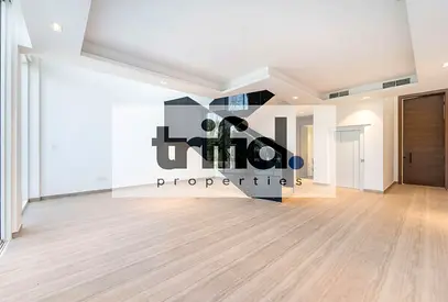 LUXURY VILLA | READY TO MOVE | BACK TO BACK