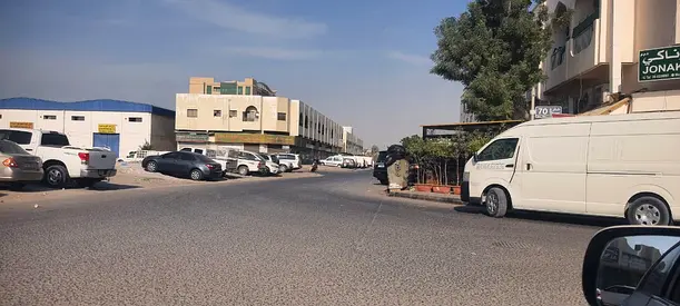 45000 SQRFT OPEN PLOT FOR RENT GOOD FOR USED CARS PARKING COMMIERCIAL USE PARKING OR BUILD BUILING SHOWROOM BEHIND SHARJAH CITY CENTER NEAR BMW SIGNAL