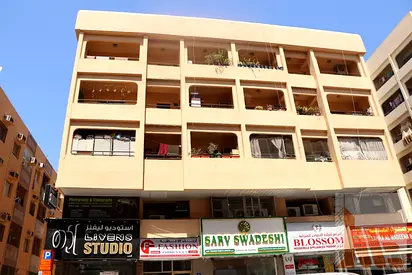 SHOP AVAILABLE IN MEENA BAZAR
