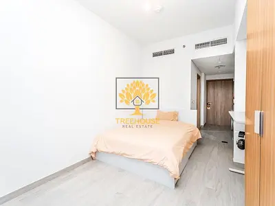 FULLY FURNISHED | 2 CHEAQUES | HIGHER FLOOR