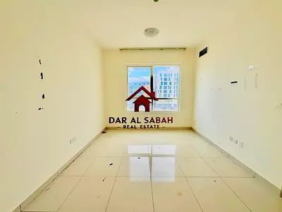 6 cheque payment/deposit cash/ ready to move / very huge apartment ?