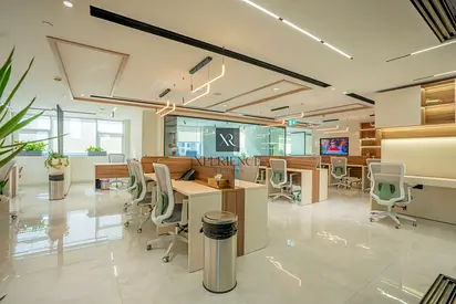 FULLY FITTED | HIGH FLOOR | NEAR METRO