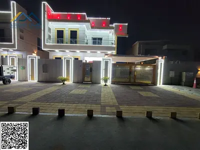 A very luxurious modern villa for sale, including central air conditioning, close to all services.