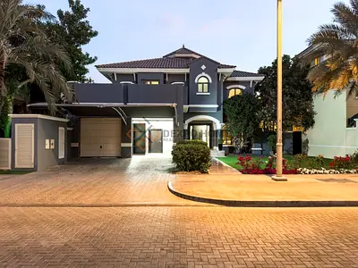 Stunning 4-Bedroom Villa with Spectacular Views | Palm Jumeirah, Dubai