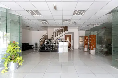 Well-Kept Warehouse Located in JAFZA Free Zone