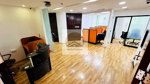 1170 SQFT OFFICE AVAILABLE NEAR TO ABUHAIL CENTRE 110K IN 4 CHEQUES