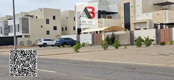 أرض للبيع // موقف سيارات بطول 15 مترًا // بالقرب من جميع المرافق