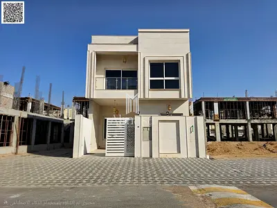 فيلا مودرن تشطيب فاخر، موقع ممتاز  قريبه من الشارع الرئيسي.